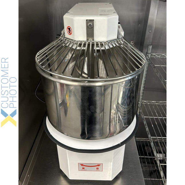 Professional Spiral Dough Mixer 30 Litres Liftable Head Fixed Bowl 1 Speed 230 V/1 Phase |  Dh30 T